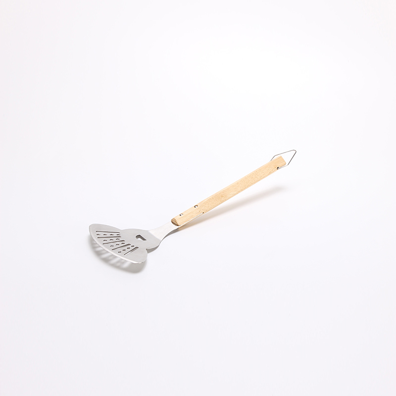 Sabre 2020 Stainless Steel Turner with Oak Wood Handle