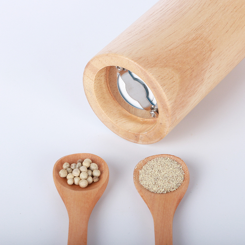 Rubber Wood Pepper Mill with Ceramic Grinder