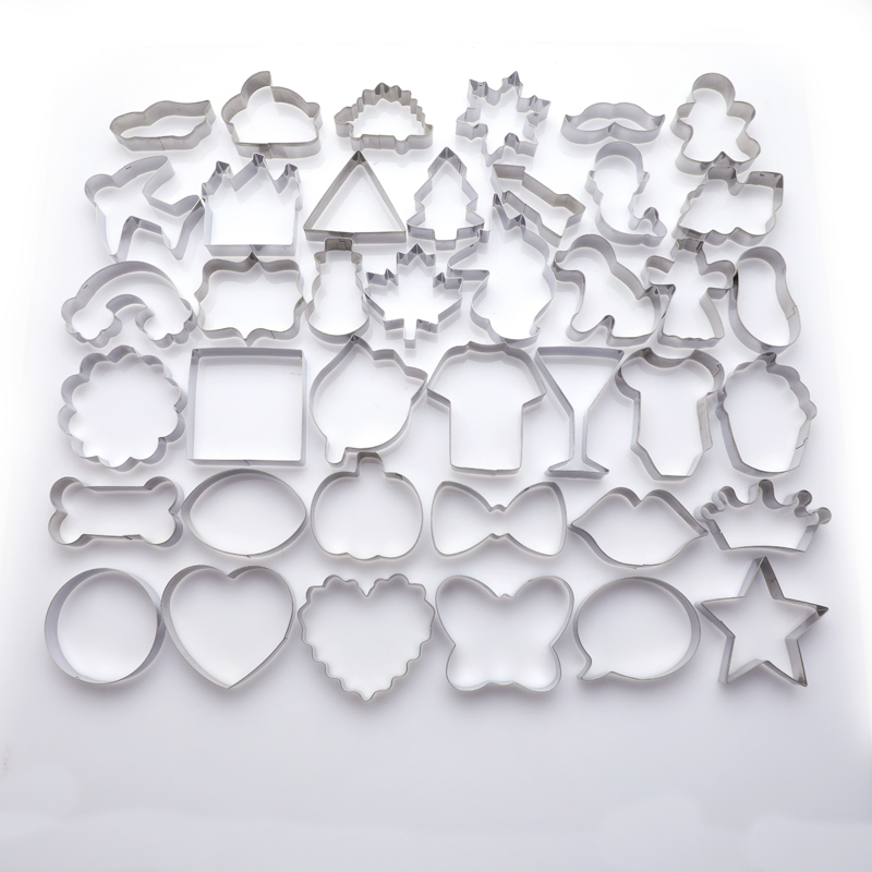 Wina 40-Piece Stainless Steel Cookie Cutters