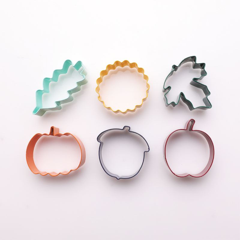Wina 6 Piece Stainless Steel Cookie Cutters