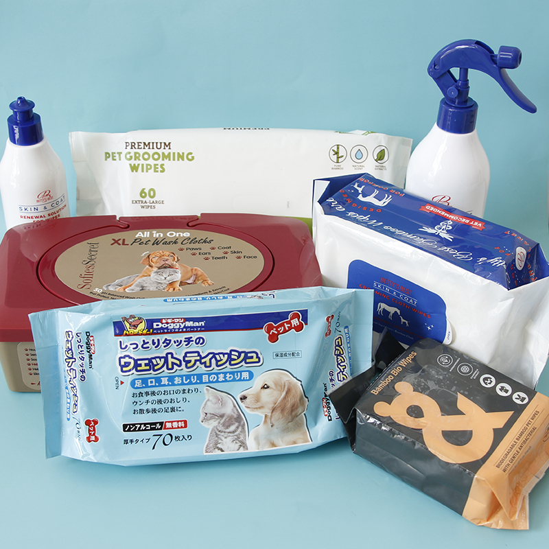 Pet Cleaning Wipes with Aloe and Vitamins