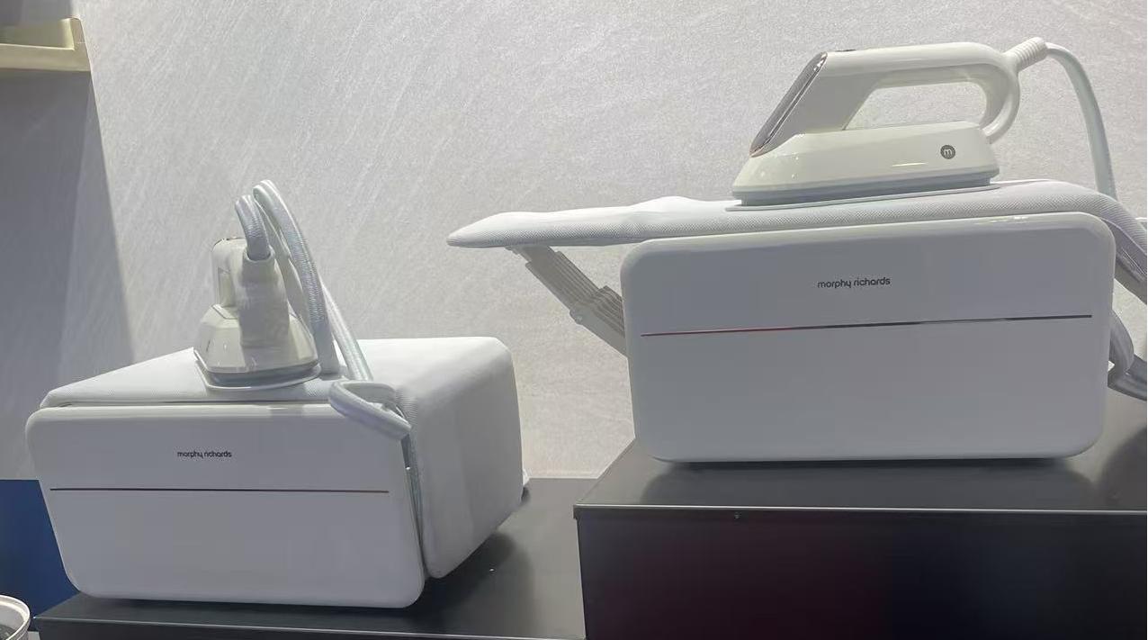 Handheld Electric Steam Iron
