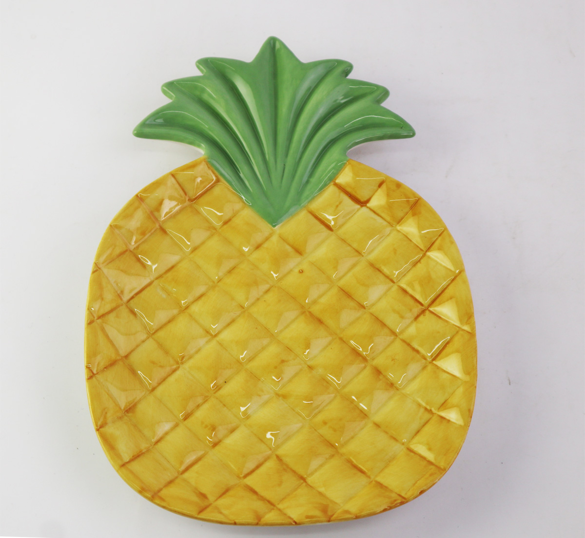 Ceramic 3D Pineapple Salt and Pepper Shaker
