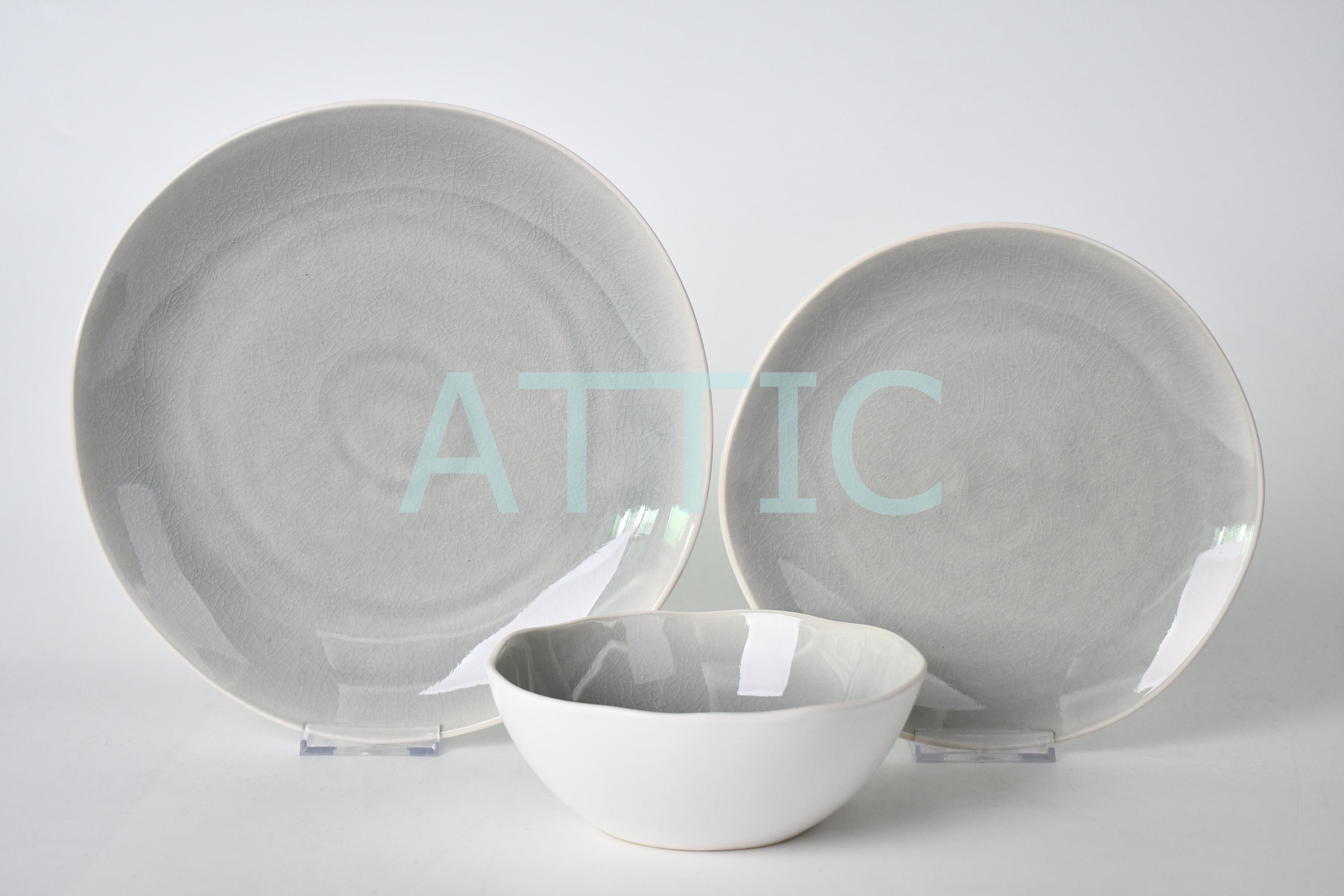 16-Piece Stoneware Dinner Set