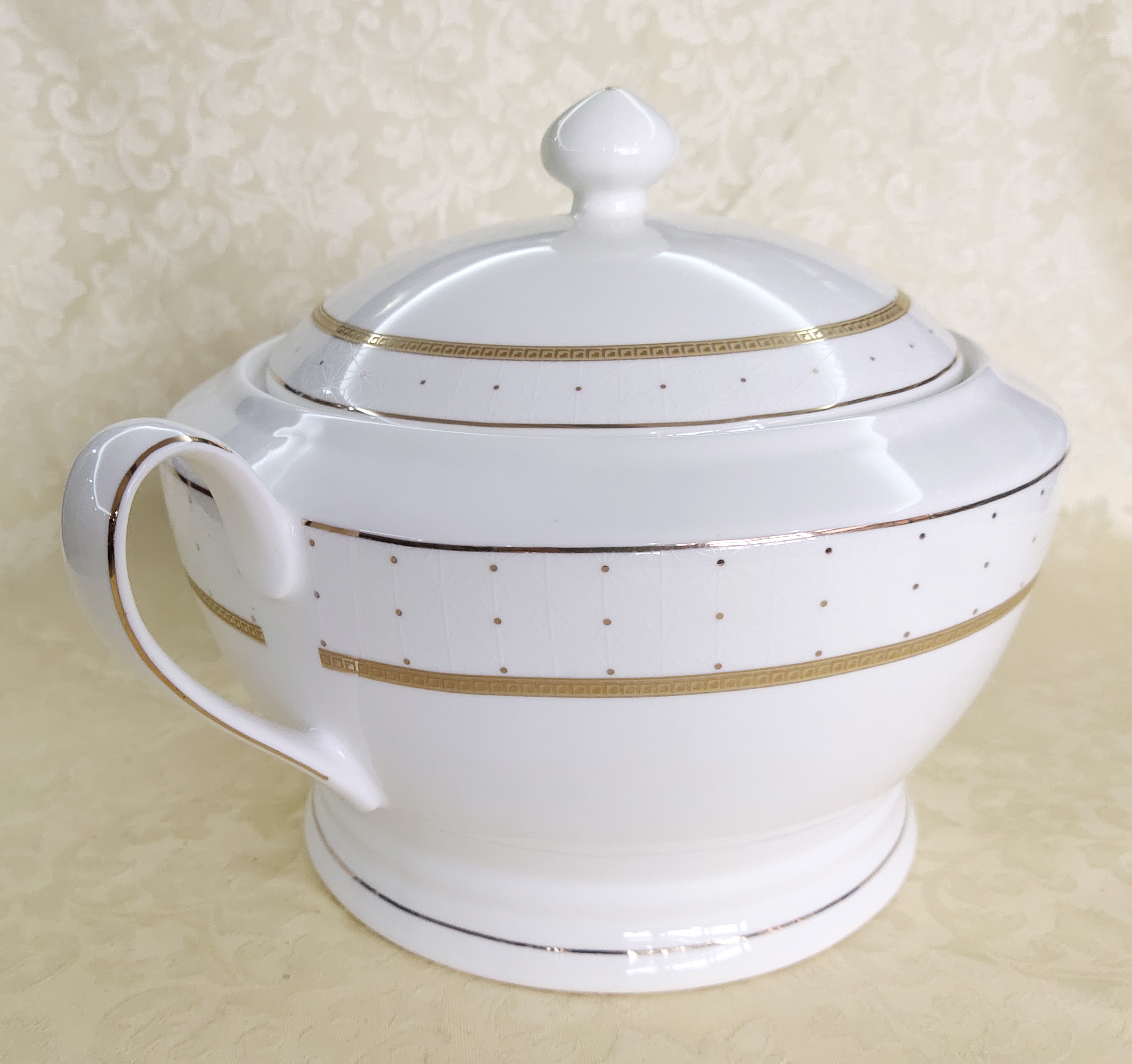 High-Grade Bone China Porcelain