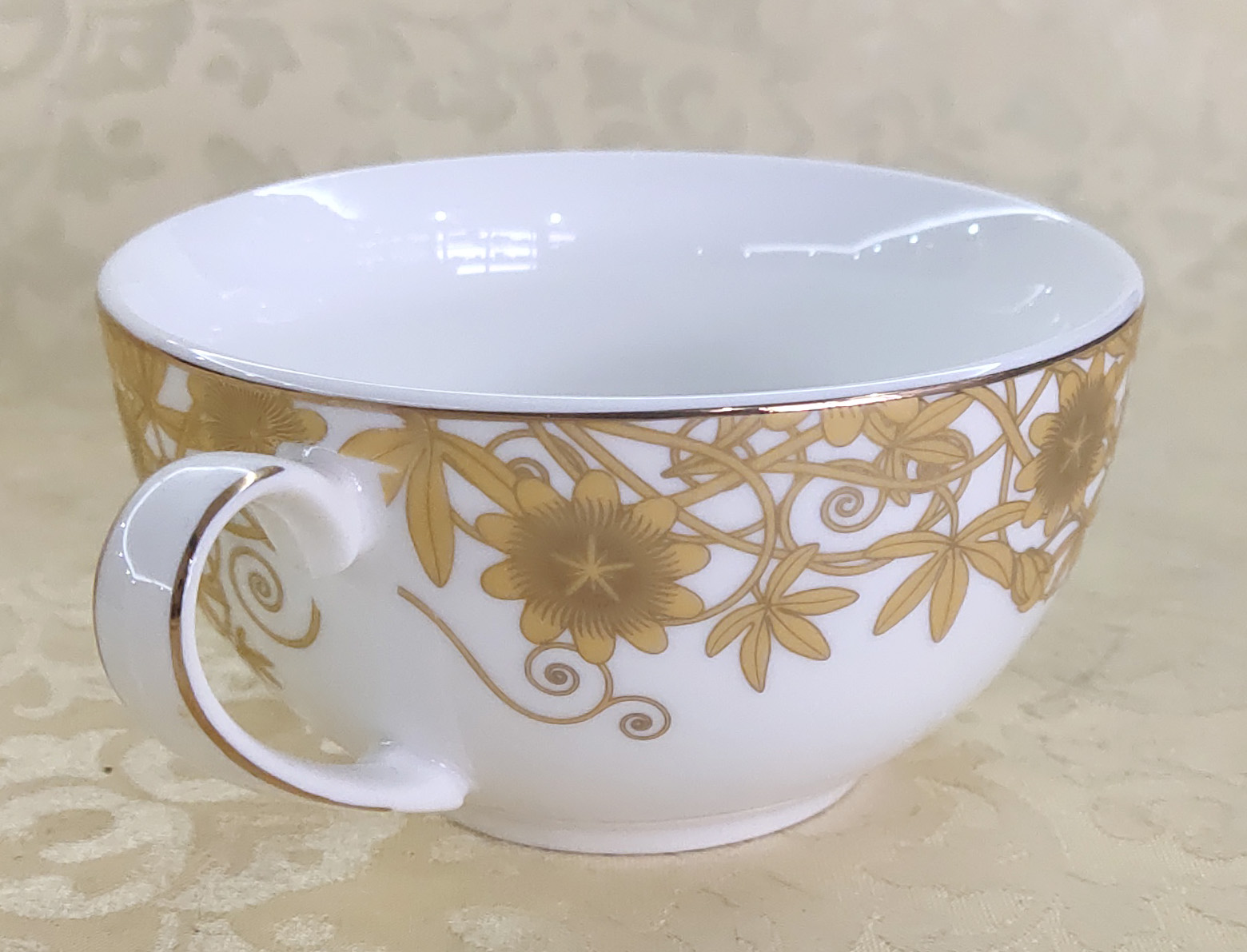 High-Grade Bone China Tea Set