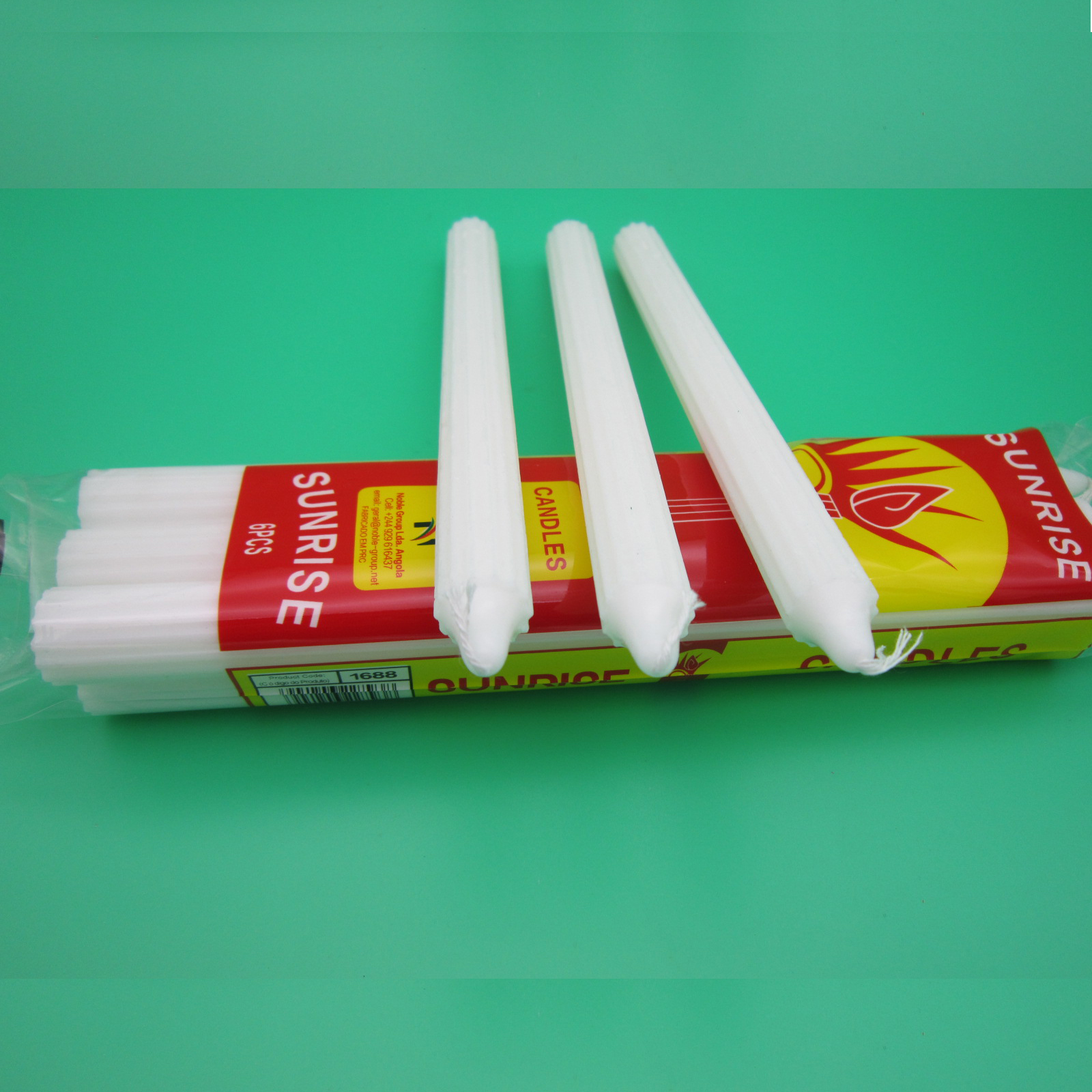 White Fluted Candle 68g