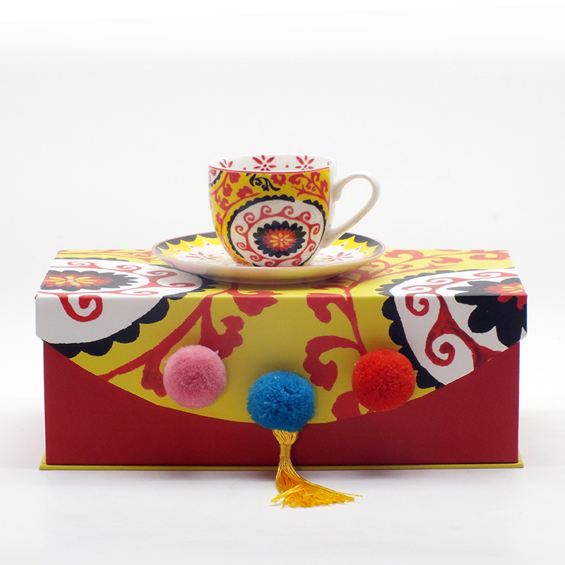 Gift Box with Cup and Saucer