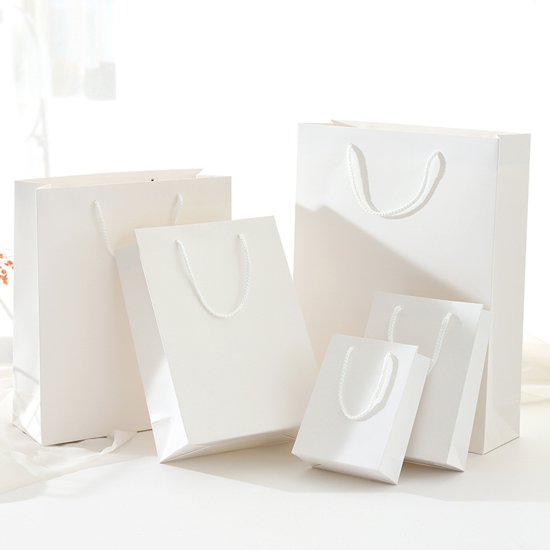 Custom Logo Kraft Paper Shopping Bag with Handle