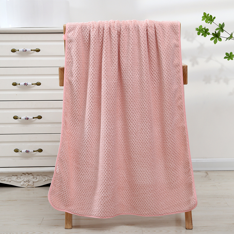 Pineapple Bath Towel