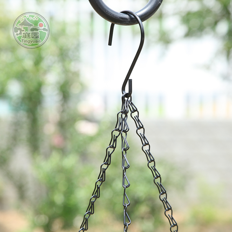 Metal Hanging Basket with Coco Liner
