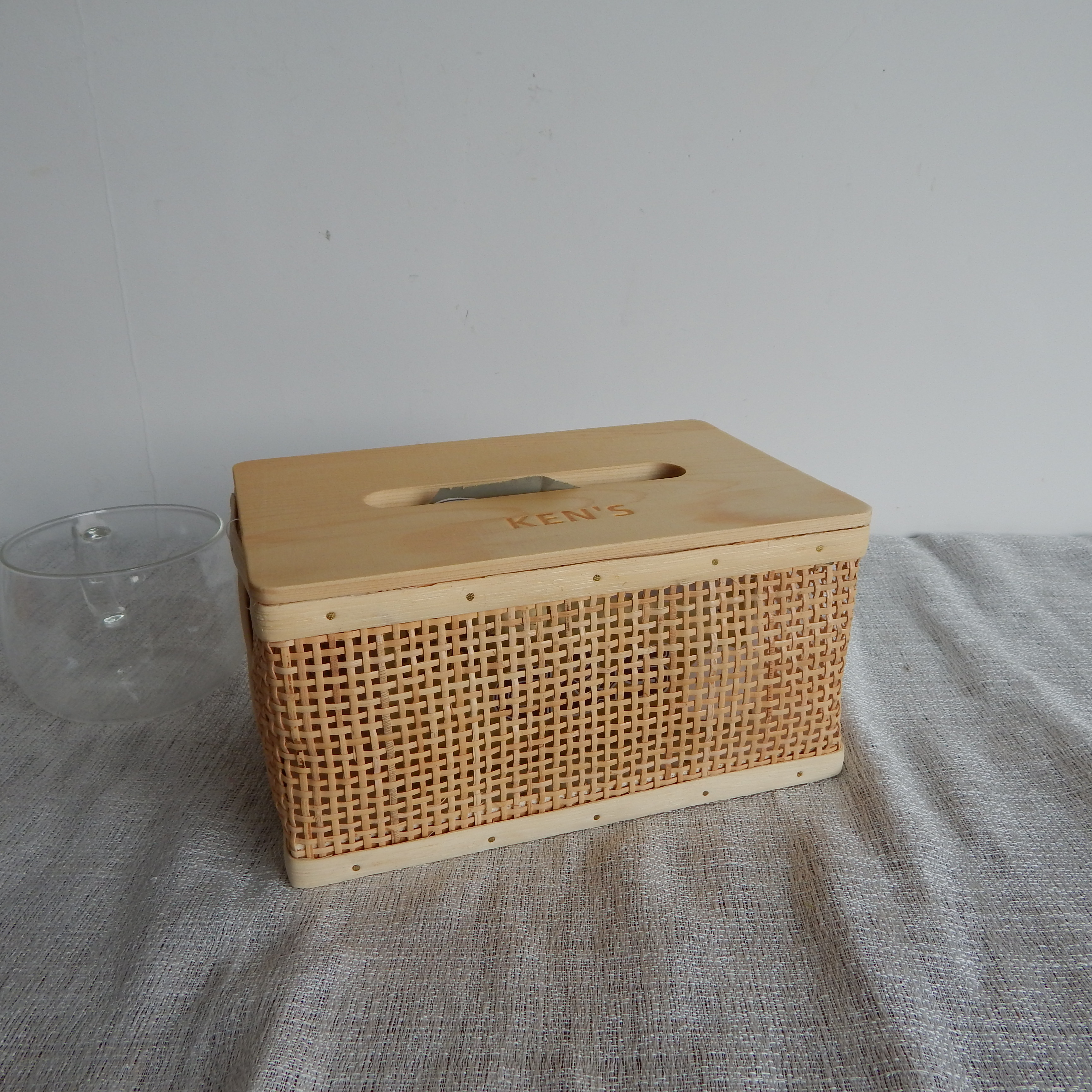 Woodchip Rattan Tissue Basket