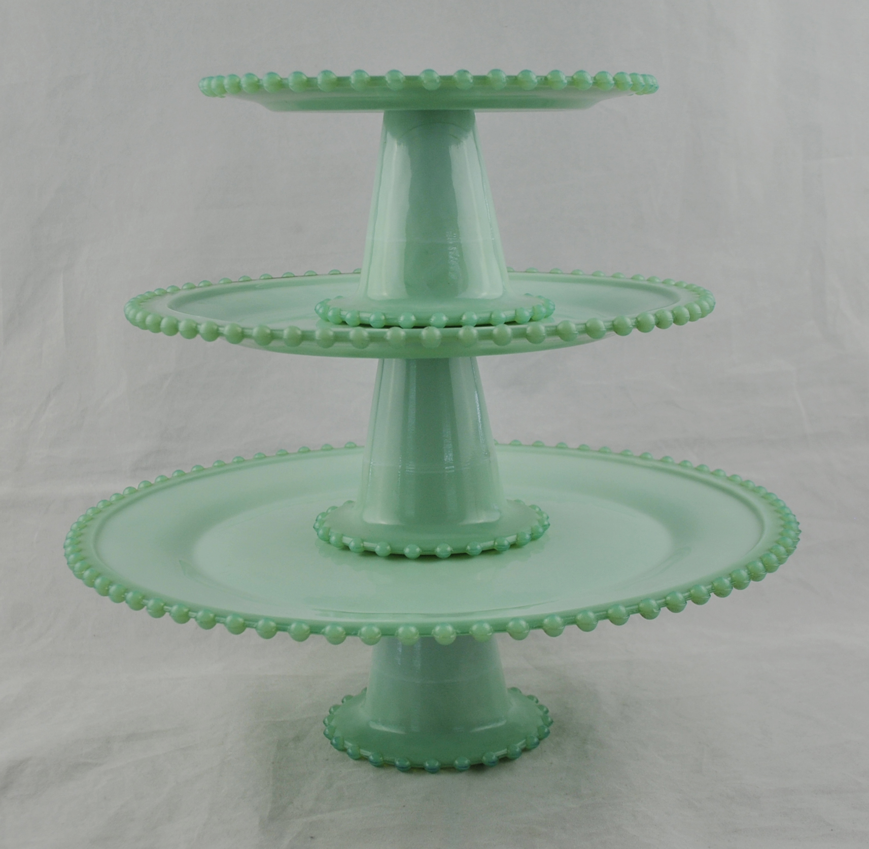 Beads Charger Plates and Cake Stands