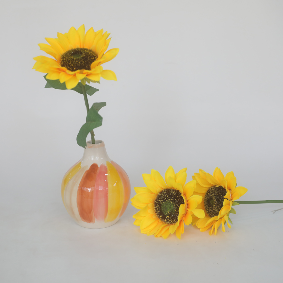 Modern Ceramic Sunflower Face Vase Decoration