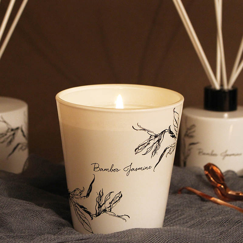 RAINCOAST 16306 230G Scented Candle Jar
