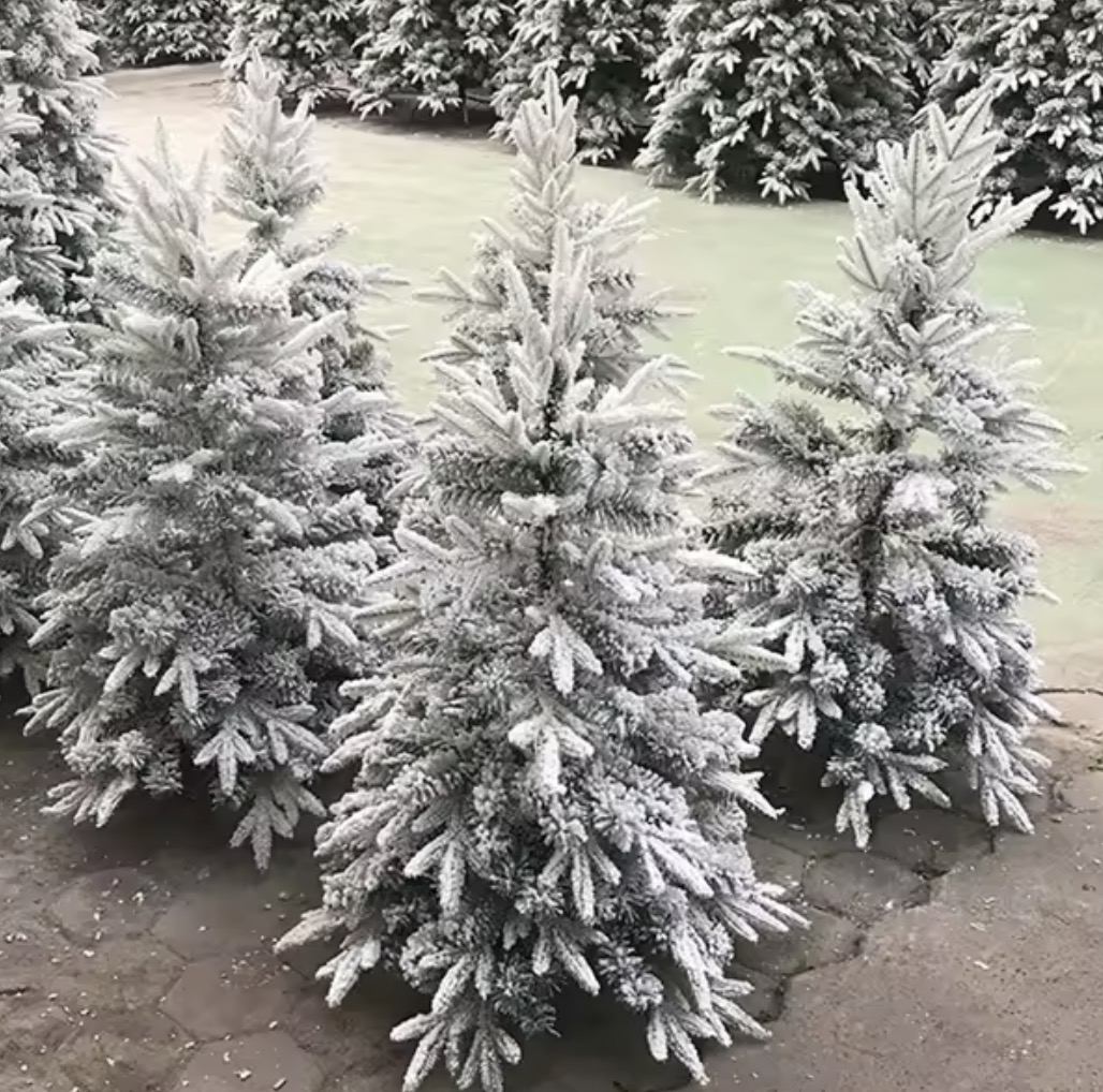 Artificial Green Decorative White Flocked 12ft PVC PE LED Snow Christmas Tree