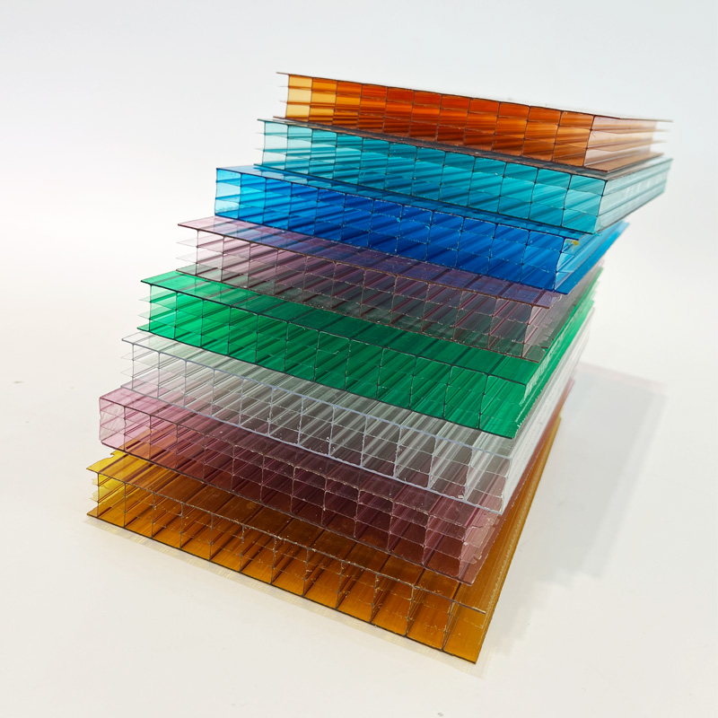 Flame-Retardant Hollow Polycarbonate Sheet