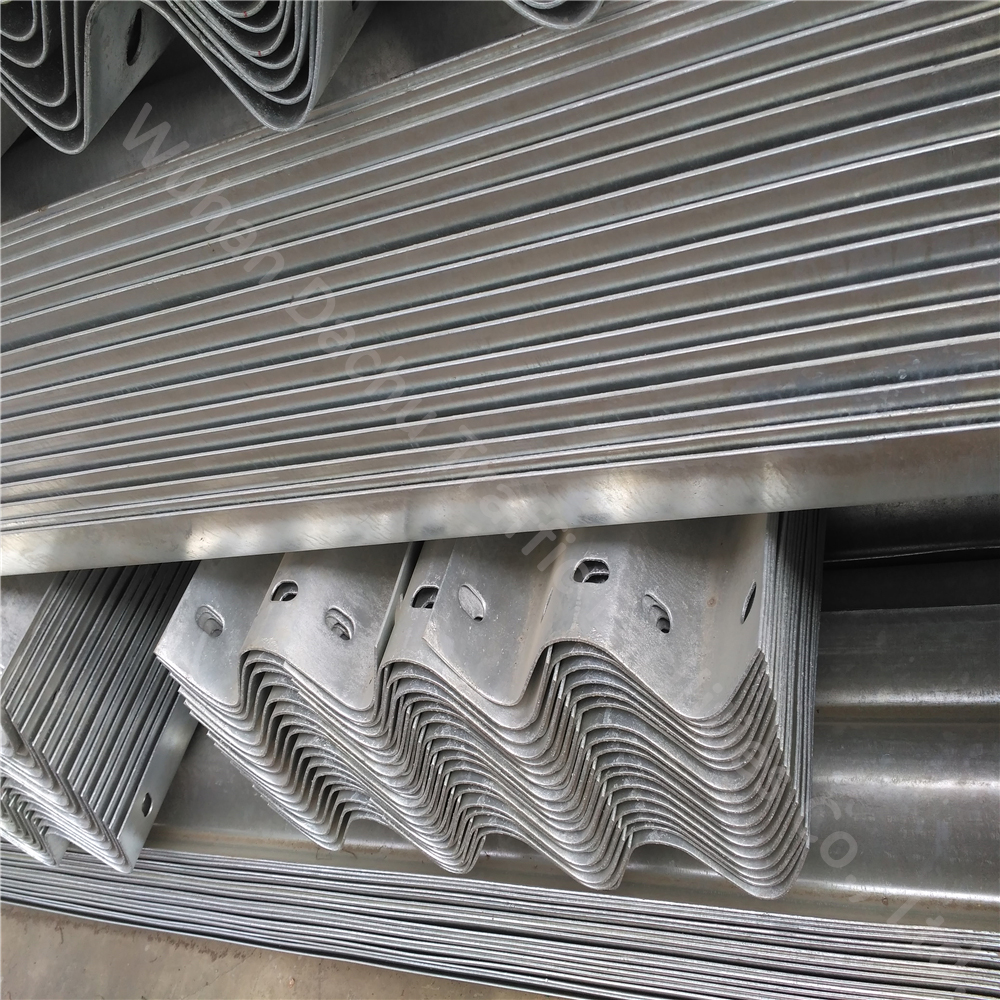 GS2 and GS4 Crash Barrier Road Guardrail