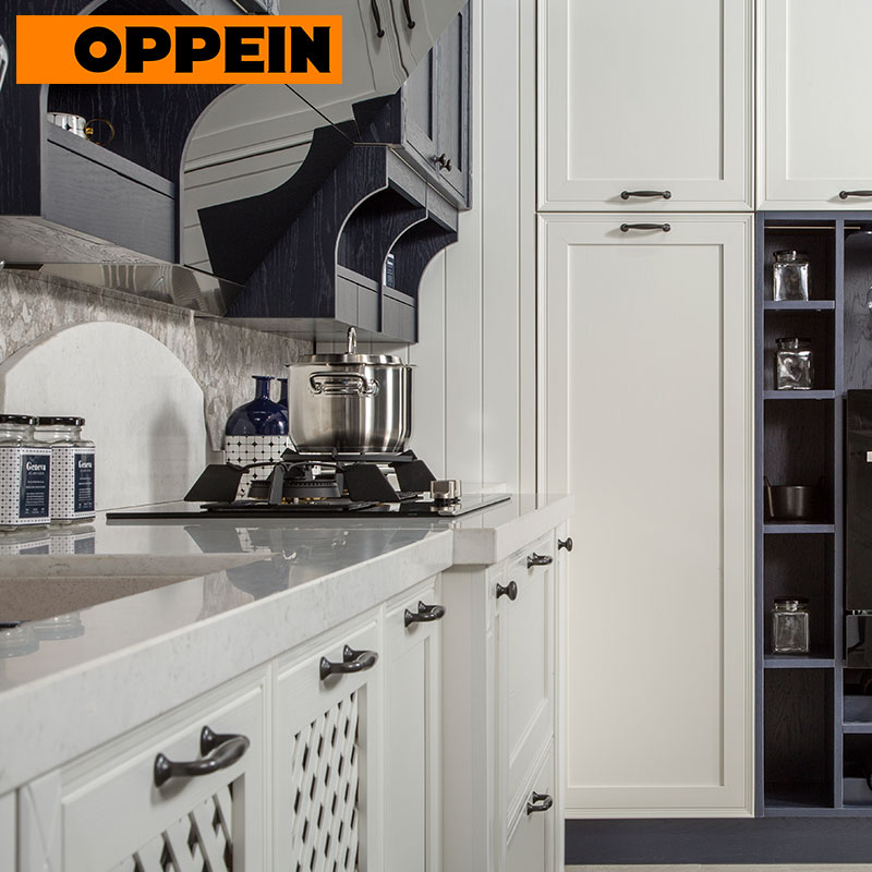 Wooden Kitchen Cabinets with Customizable Finishes