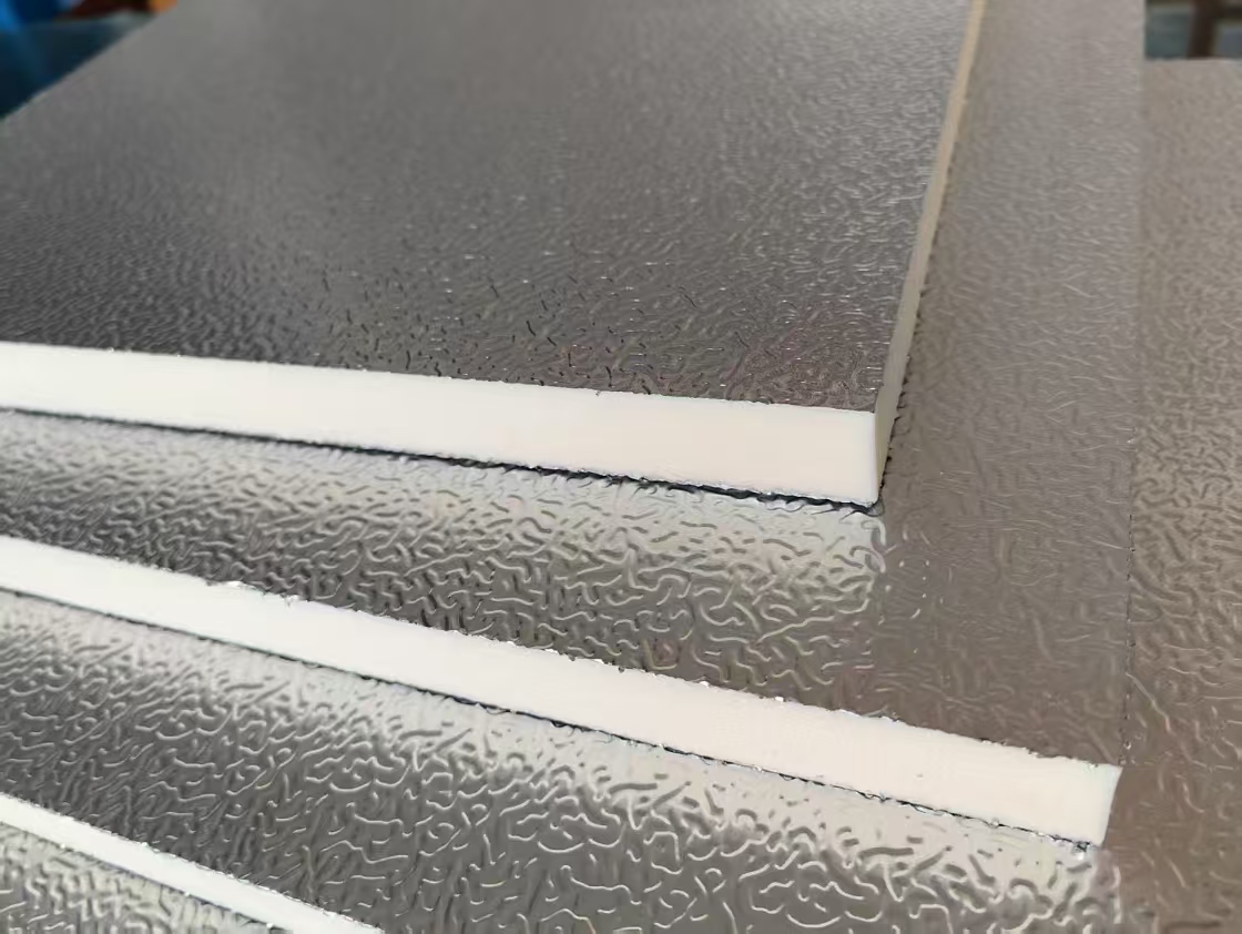 Aluminium Foil Polyurethane Sandwich Ceiling