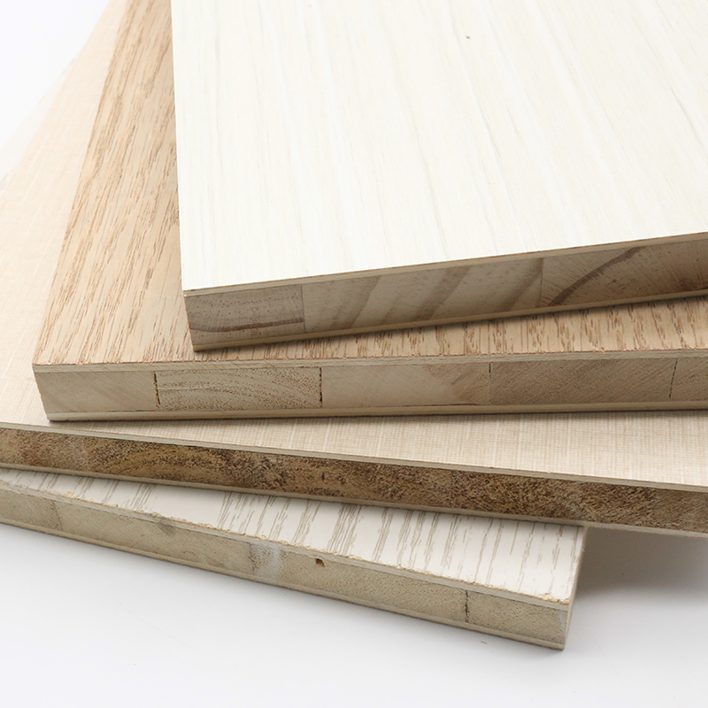 18mm Pine Core Blockboard