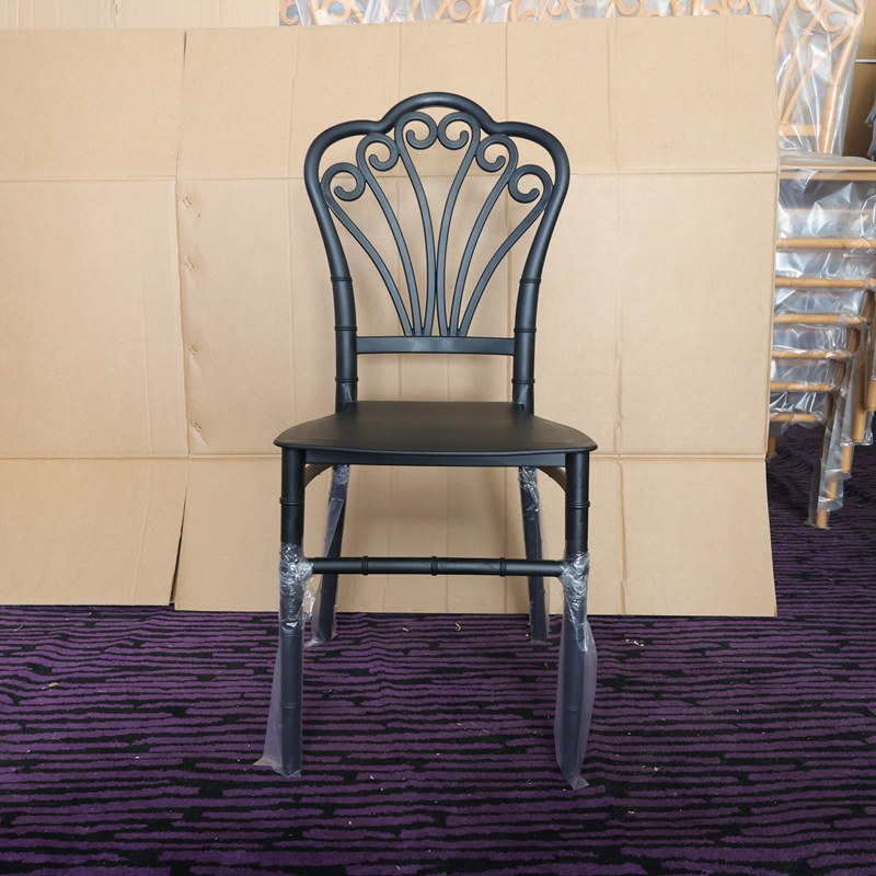 Plastic Dining Chair for Indoor and Outdoor Use
