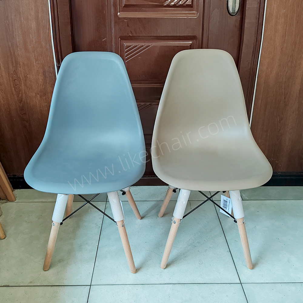 Plastic Dining Chair for Indoor and Outdoor Use