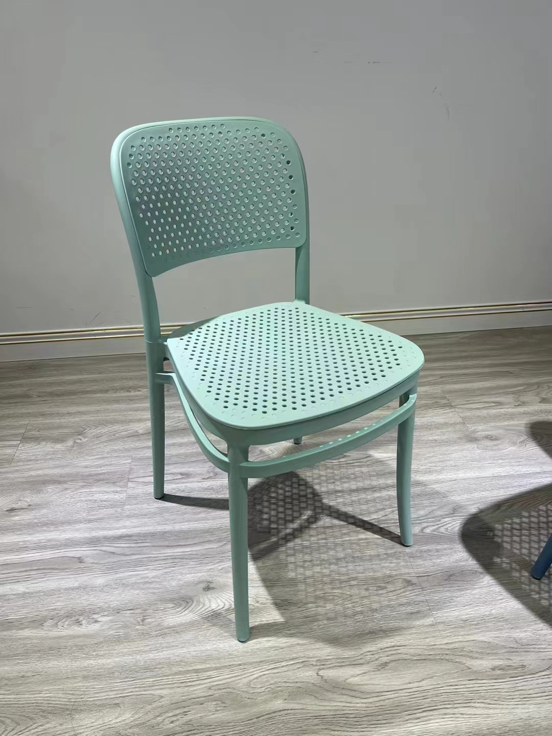 Plastic Dining Chair for Indoor and Outdoor Use