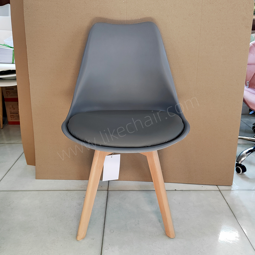 Plastic Dining Chair for Indoor and Outdoor Use
