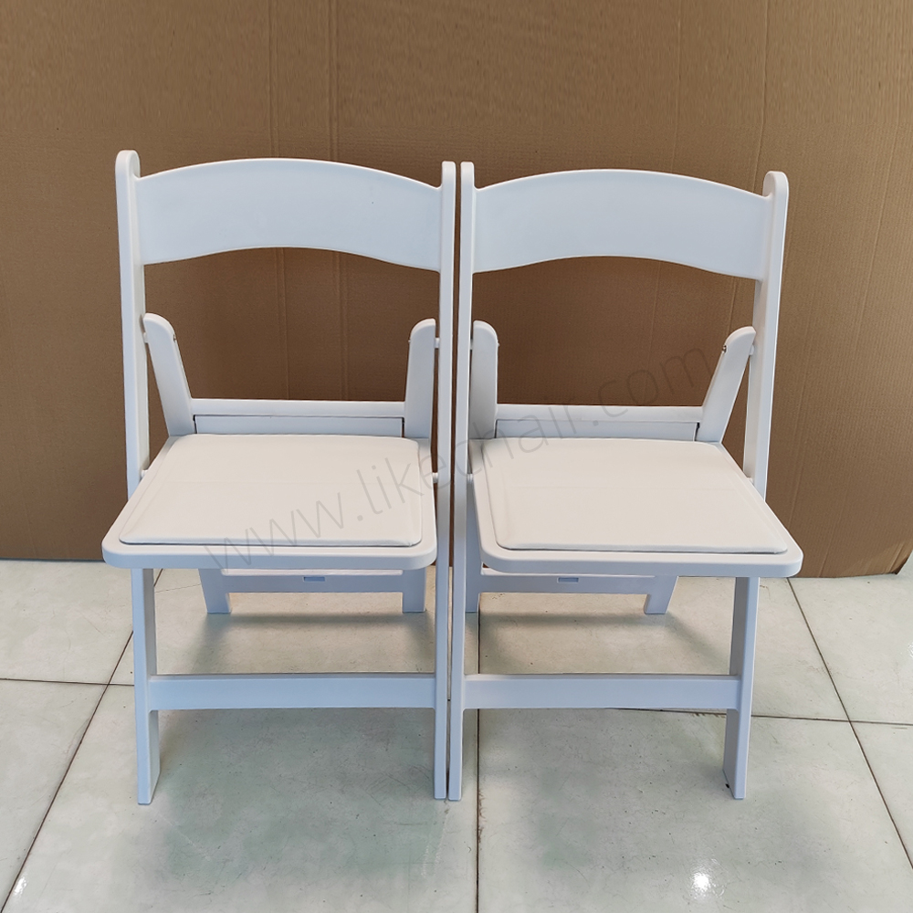 Plastic Dining Chair for Outdoor and Coffee Use