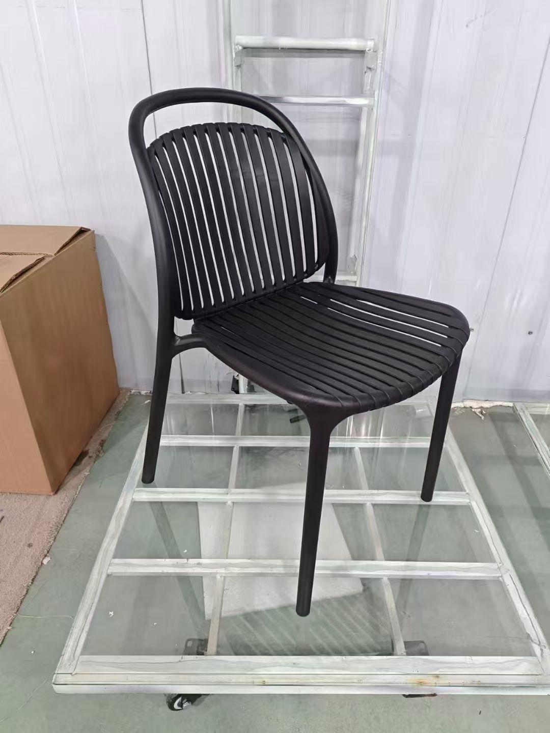 Plastic Dining Chair for Indoor and Outdoor Use