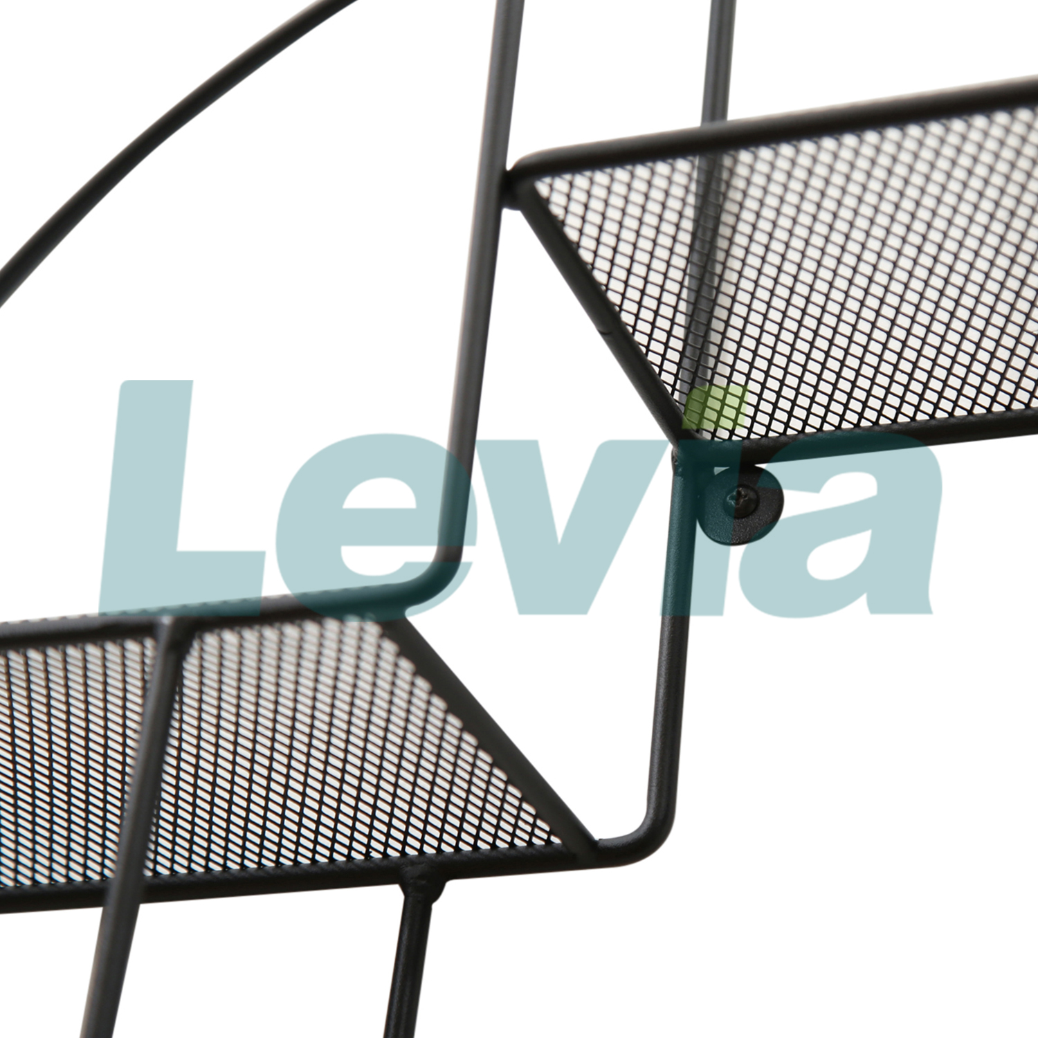 Round wall-mounted shelf