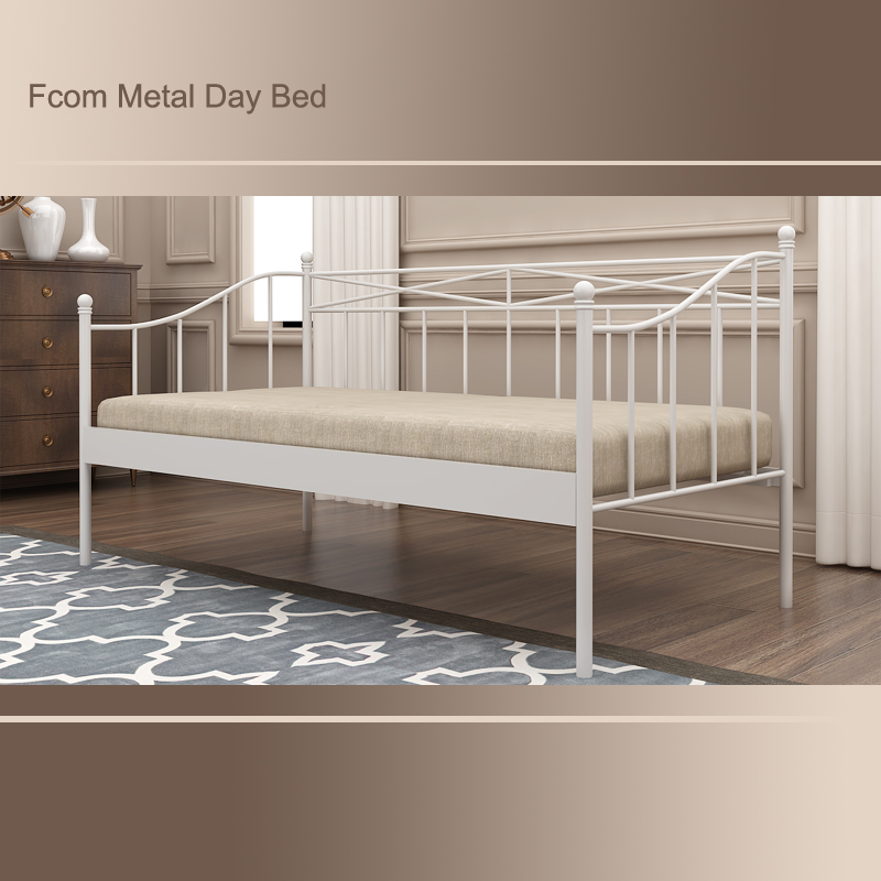 Metal Tube Day Bed with Minimalist Design