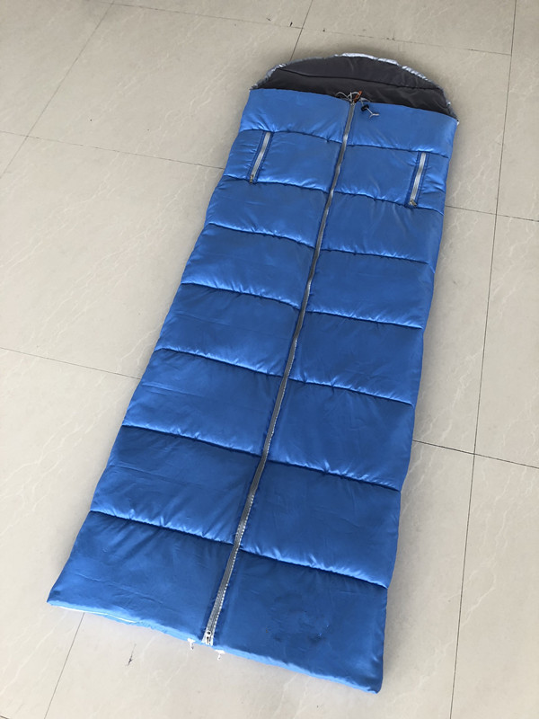 Envelope Sleeping Bag with 200g/m2 Hollow Fibre Filling