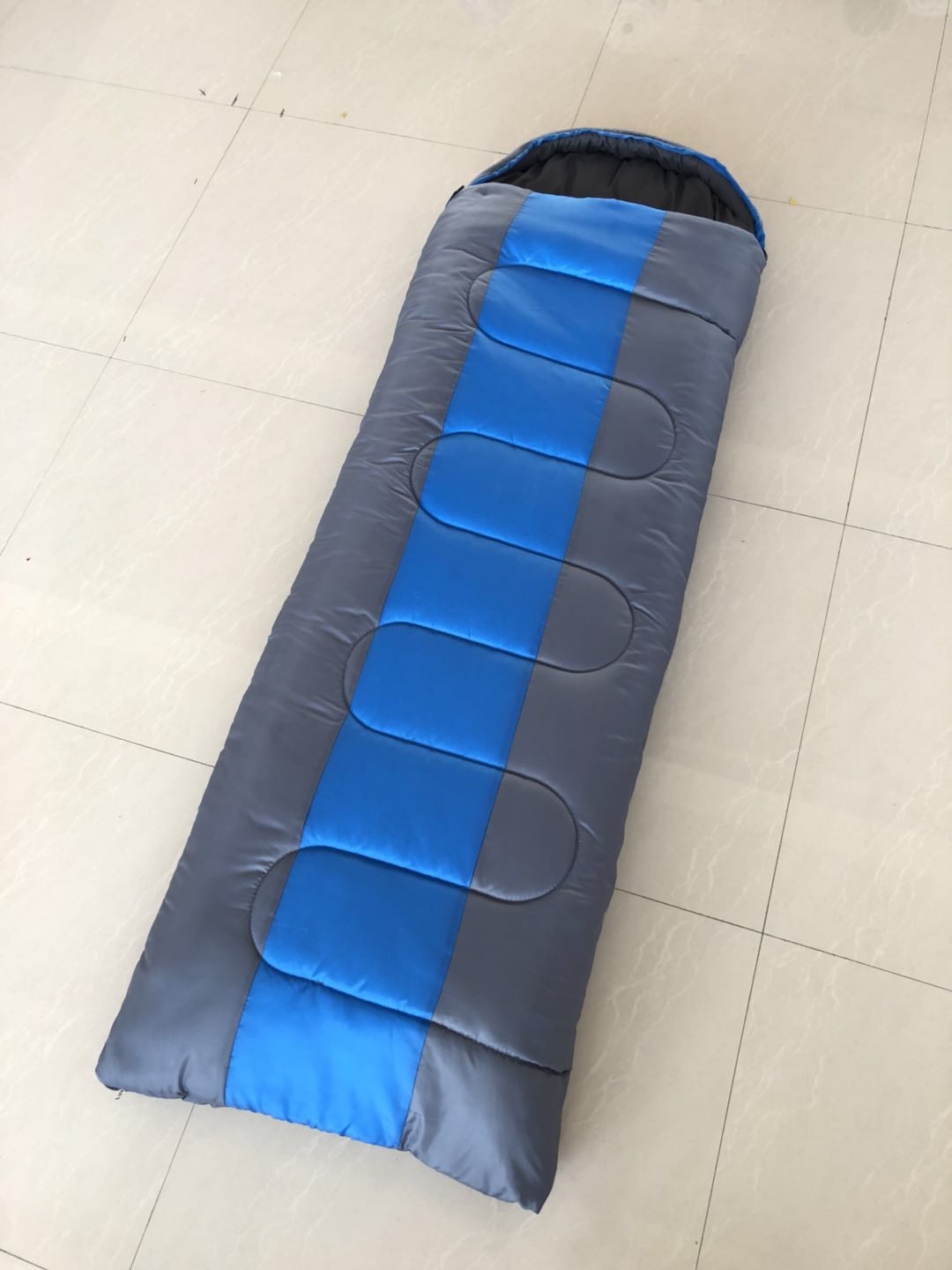 Envelope Sleeping Bag with 350g/m2 Hollow Fibre Filling