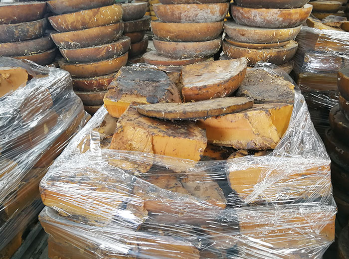 Raw Beeswax for Various Applications