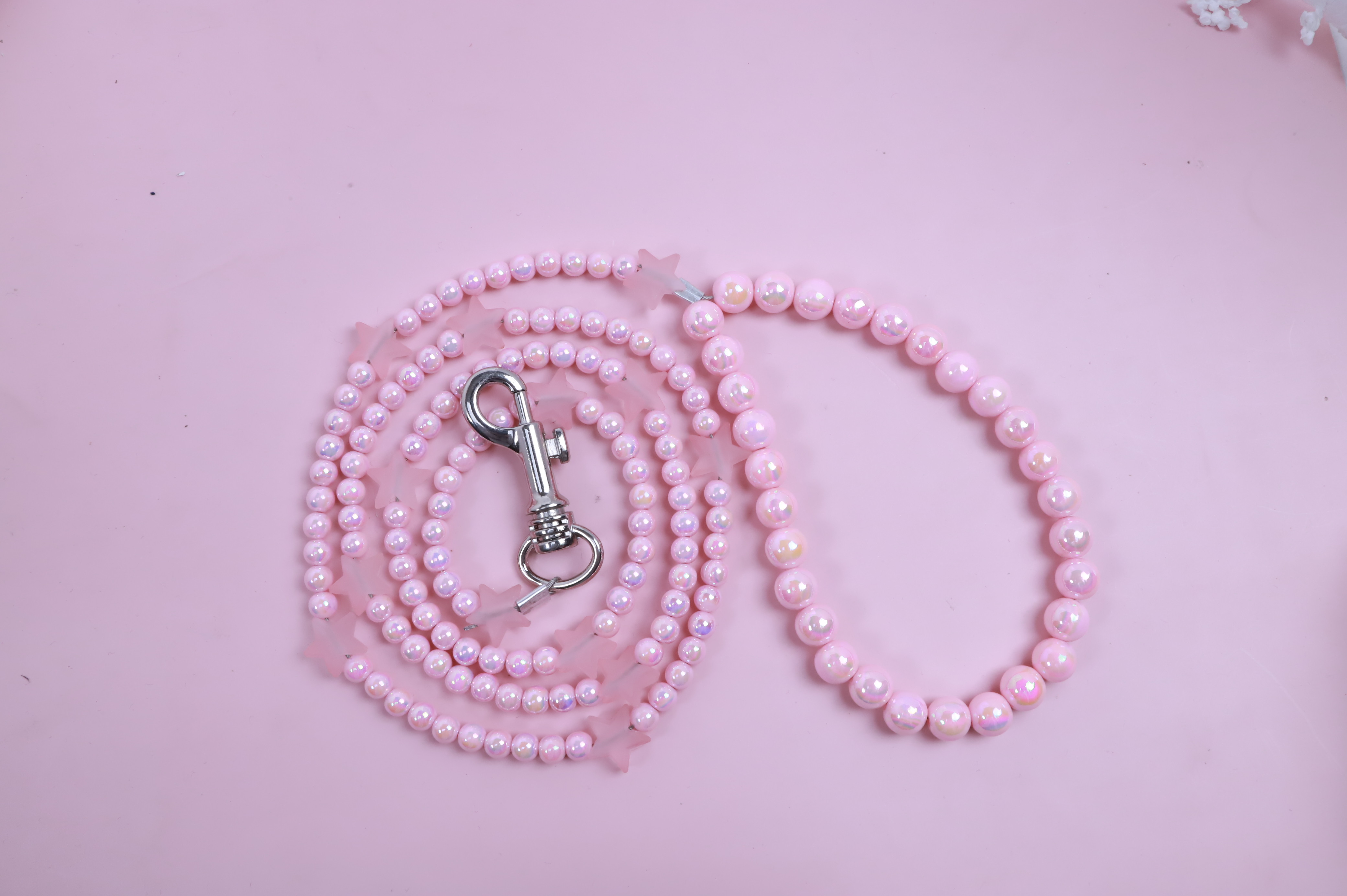 Beaded Pet Leash with Multicolor Pearl Heart