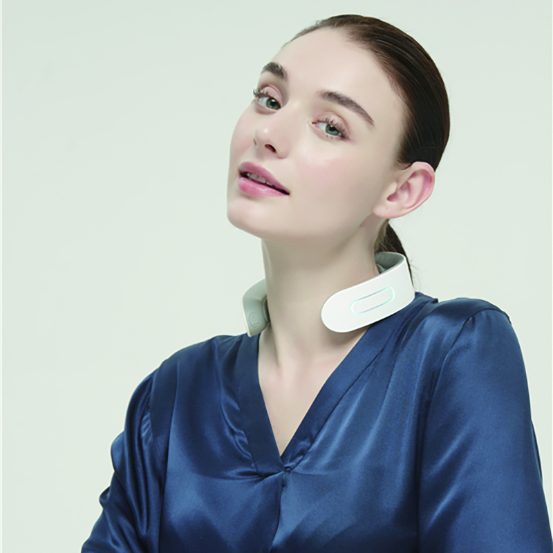 Intelligent 3D Low-Frequency Neck Massager with Voice Control