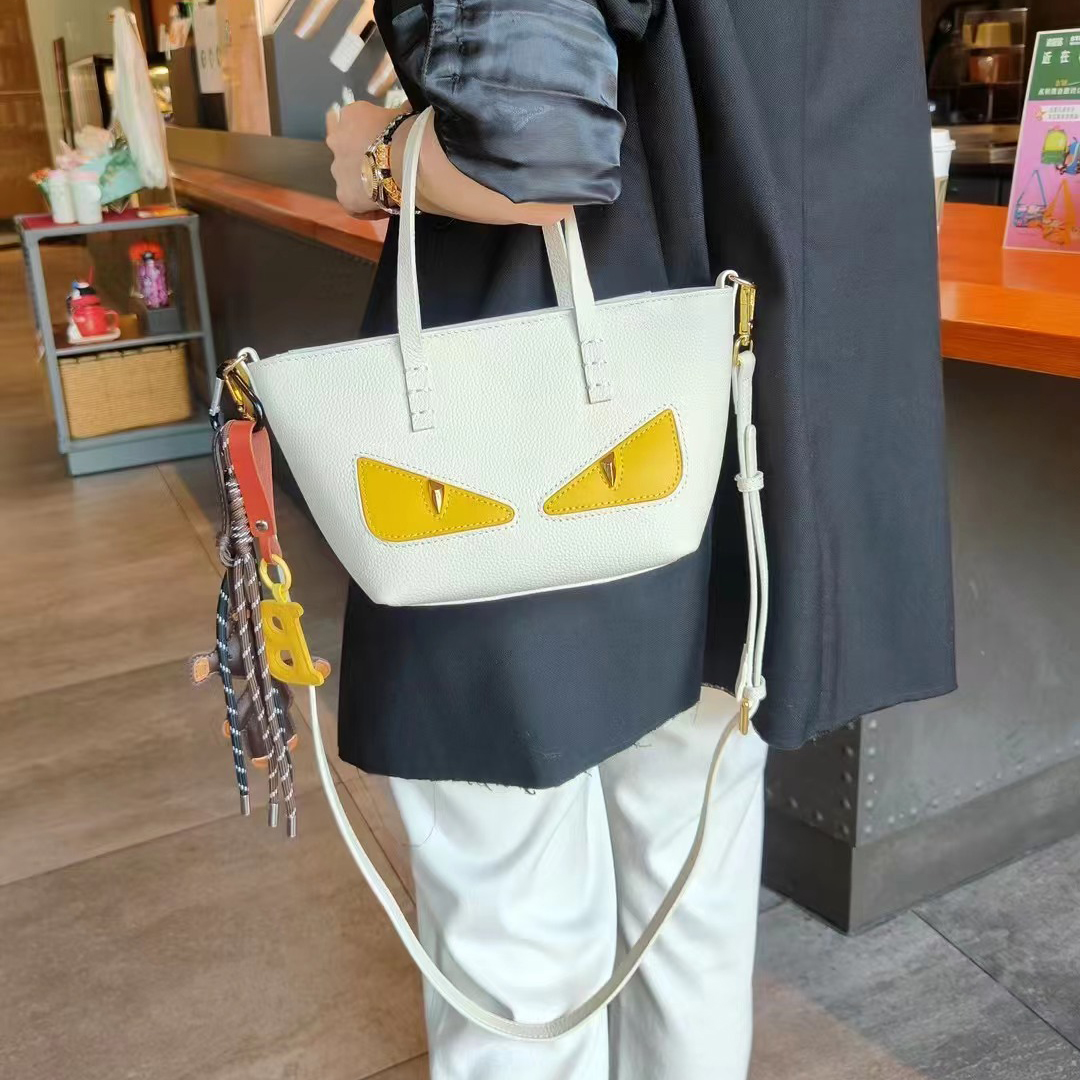 Original Custom Cowhide Retro Luxury Large Capacity Ladies Shoulder Handbag