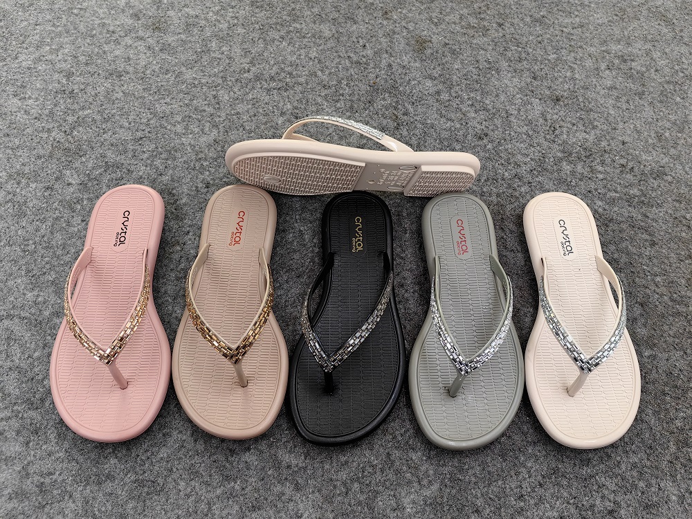 Women's Flat Sandals