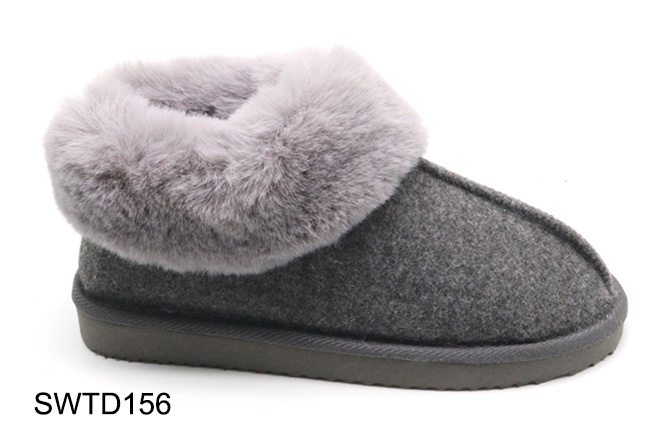 Snow Boots, Flat
