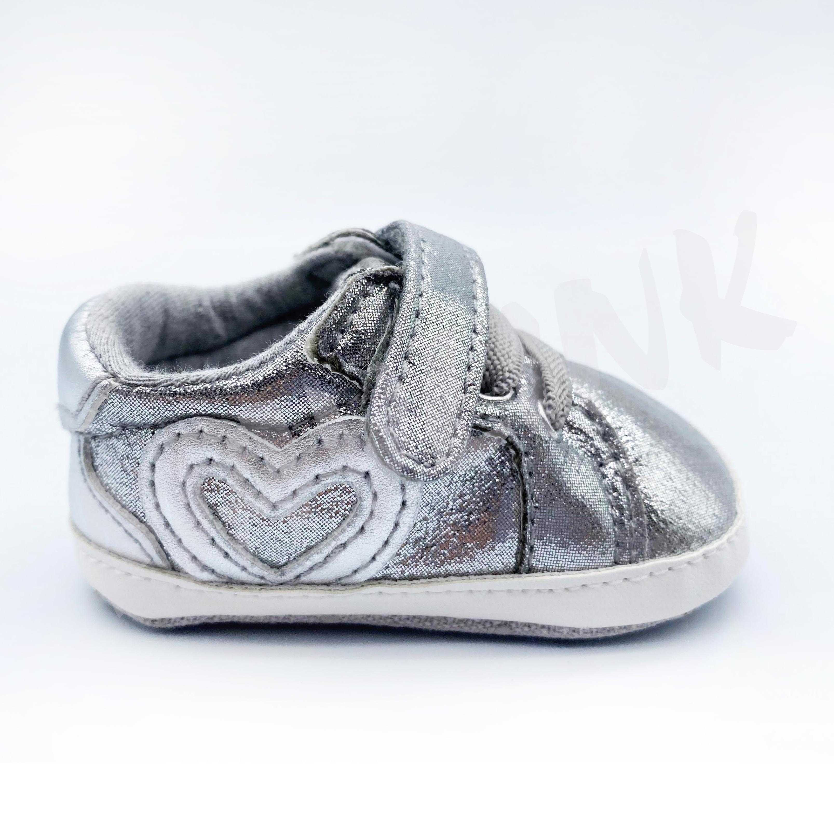 Baby walking shoes