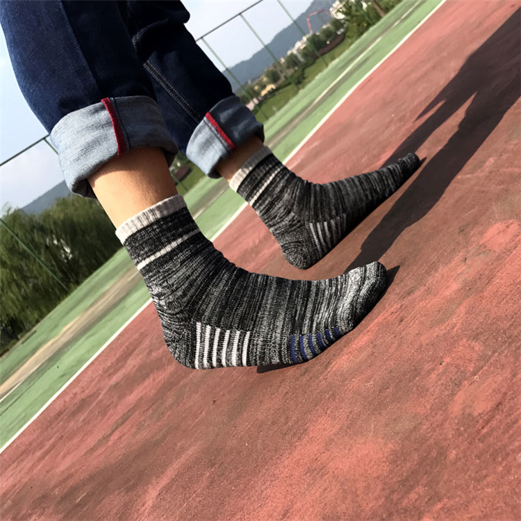 Unisex Custom Logo Men's Winter Thick Outdoor Sports Warm Socks