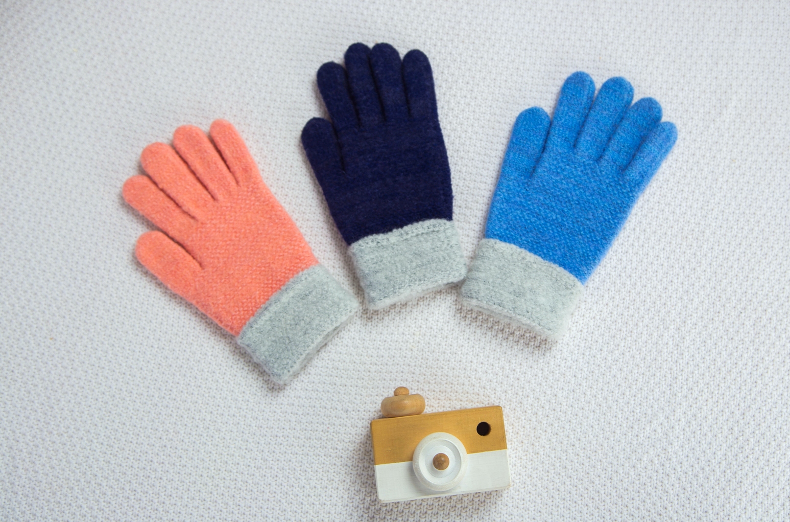 Women's Acrylic Gloves