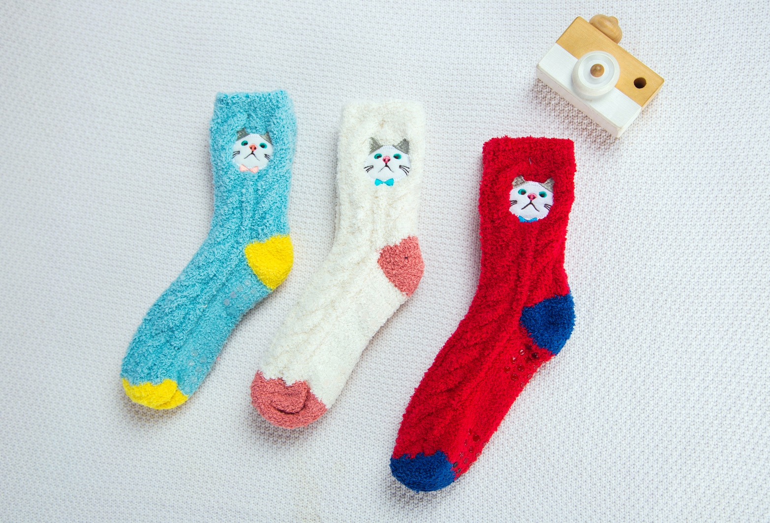 Cozy Yarn Women's Socks with Applique and Silicone Sole