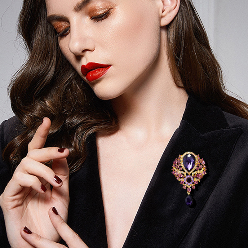 Alloy Tear Drop Brooch Pin with Rhinestones