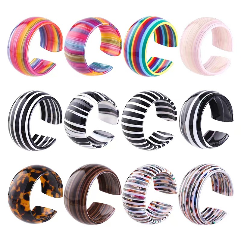 European and American minimalist acrylic C-shaped bracelet
