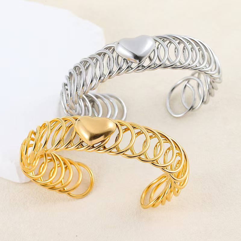European and American Style Hollow Spring Heart-Shaped Opening Bracelet