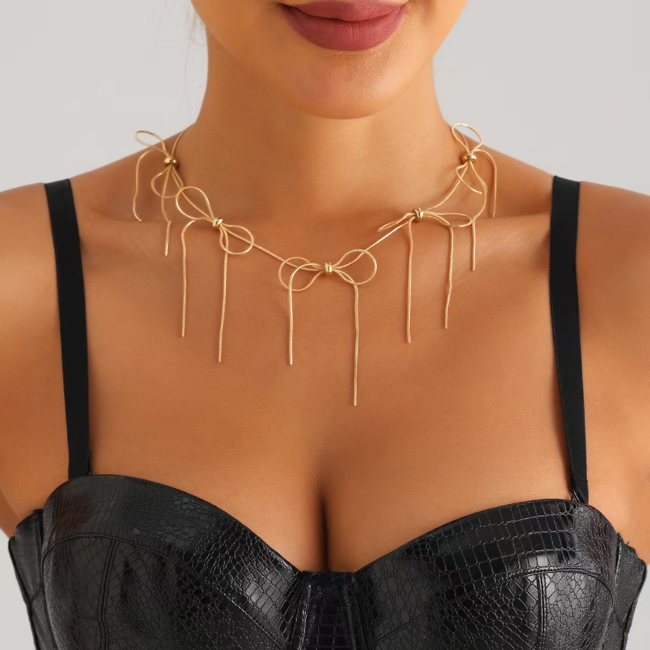 Fashion Tassel Bow Knotted Necklace