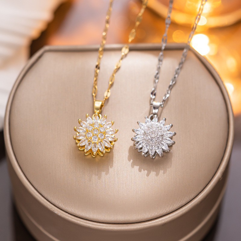 18K Gold Plated Sunflower Necklace with Rotatable Zircon Pendant